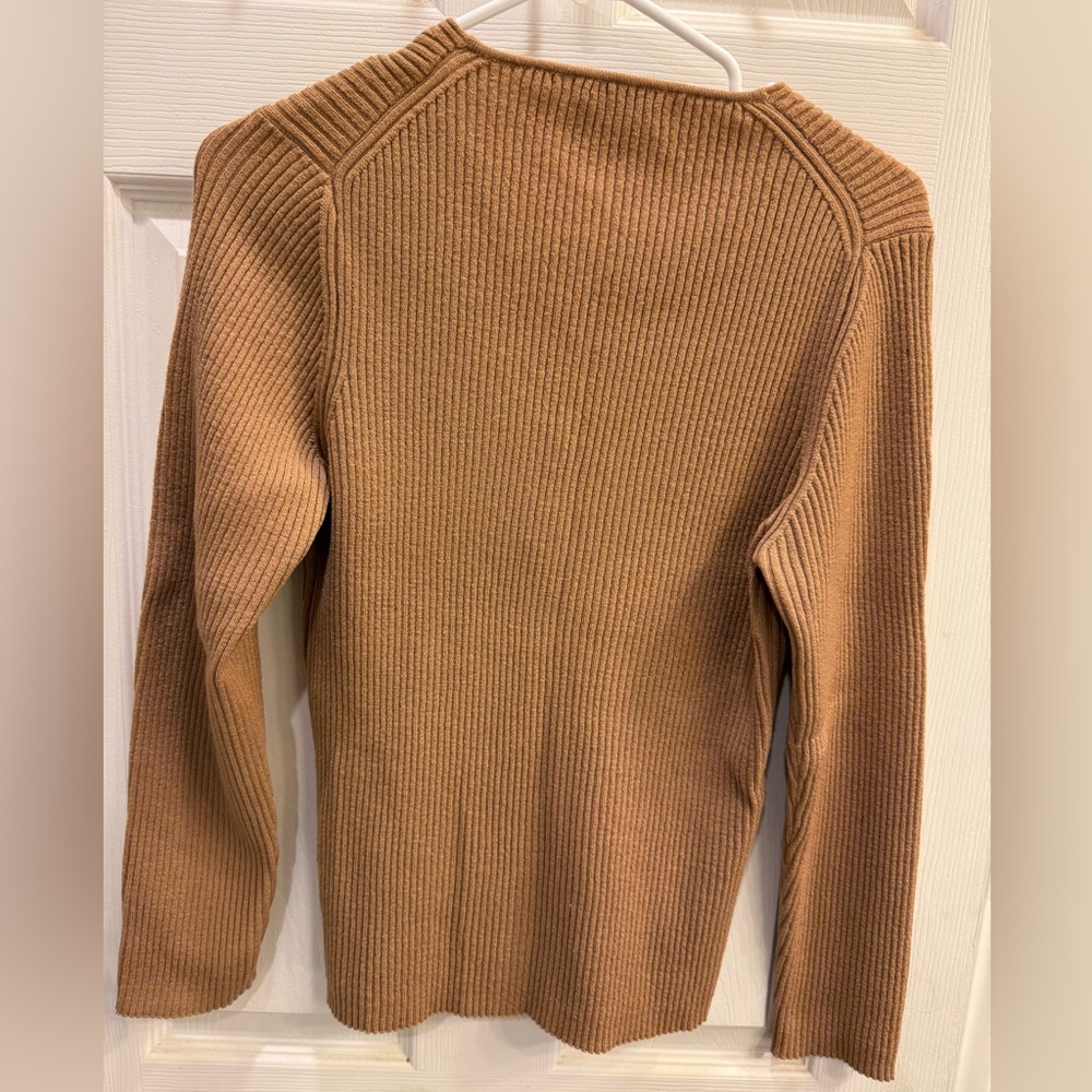 Original Burberry V neck ribbed sweater - Picture 2 of 9